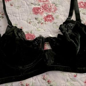 NWOT free people lace and velvet bra in black